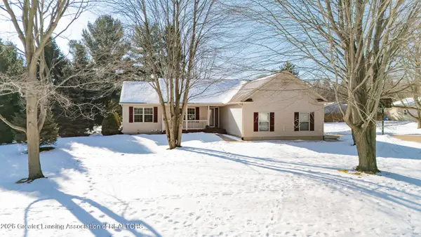 10125 Redbud Drive, Haslett, MI 48840