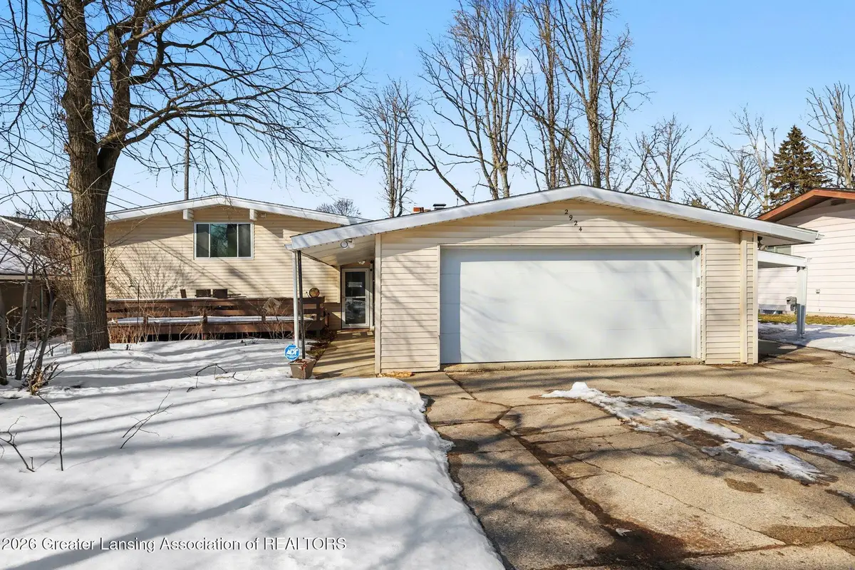 2924 Woodview Drive, Lansing, MI 48911 - #1