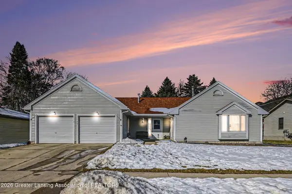 1114 N Chimney Hill Drive, DeWitt, MI 48820