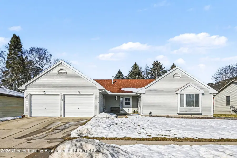 1114 N Chimney Hill Drive, Dewitt, MI 48820 - #2