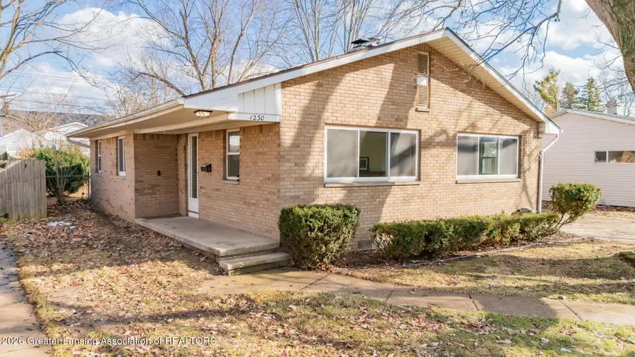 1230 N Magnolia Avenue, Lansing, MI 48912 - #3