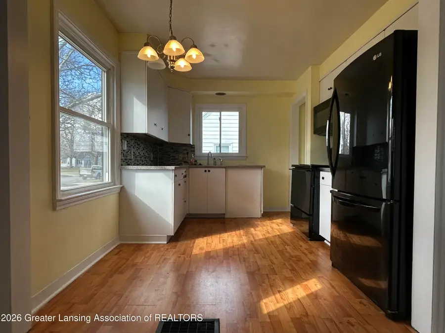 3149 Plymouth Drive, Lansing, MI 48910 - #3
