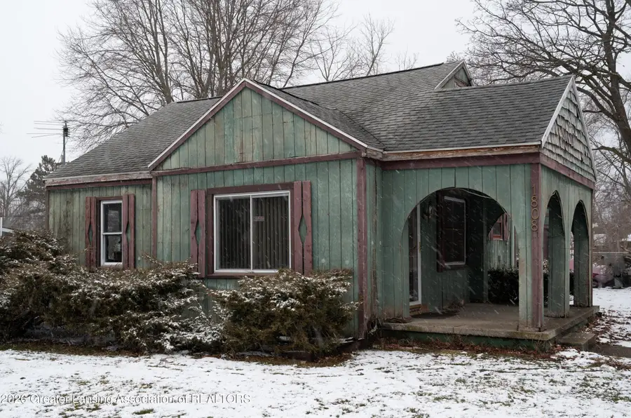 1808 W Jolly Road, Lansing, MI 48910 - #2