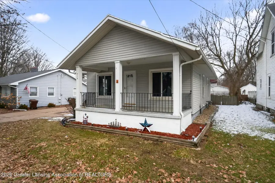 715 S Cochran Avenue, Charlotte, MI 48813 - #3