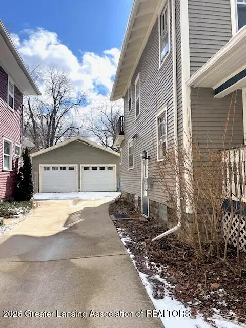 1217 W Shiawassee Street, Lansing, MI 48915 - #3