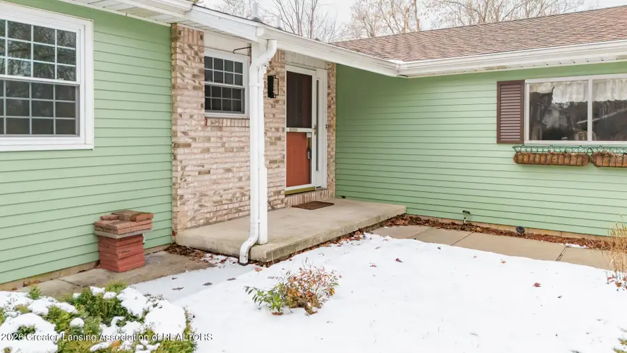 405 Gainsborough Drive, East Lansing, MI 48823 - #3