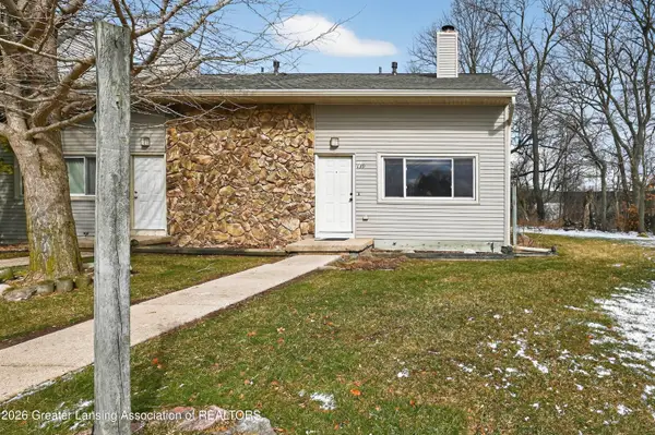 901 Timber Creek Drive #139, Grand Ledge, MI 48837