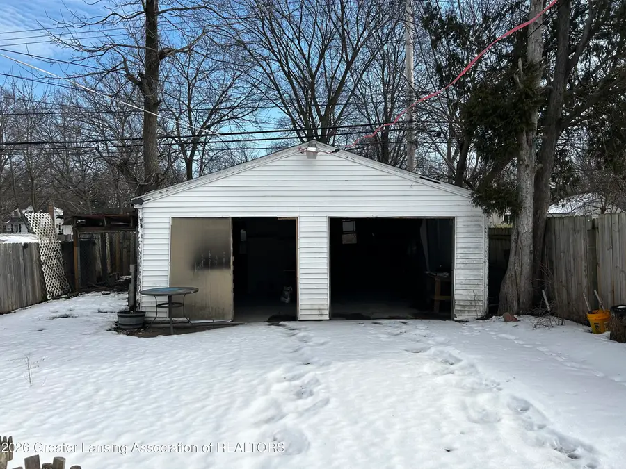 2309 S Pennsylvania Avenue, Lansing, MI 48910 - #3