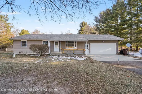972 W Dexter Trail, Mason, MI 48854