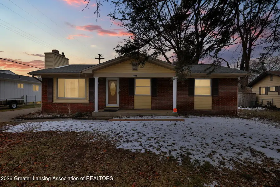 3945 Windward Drive, Lansing, MI 48911 - #3
