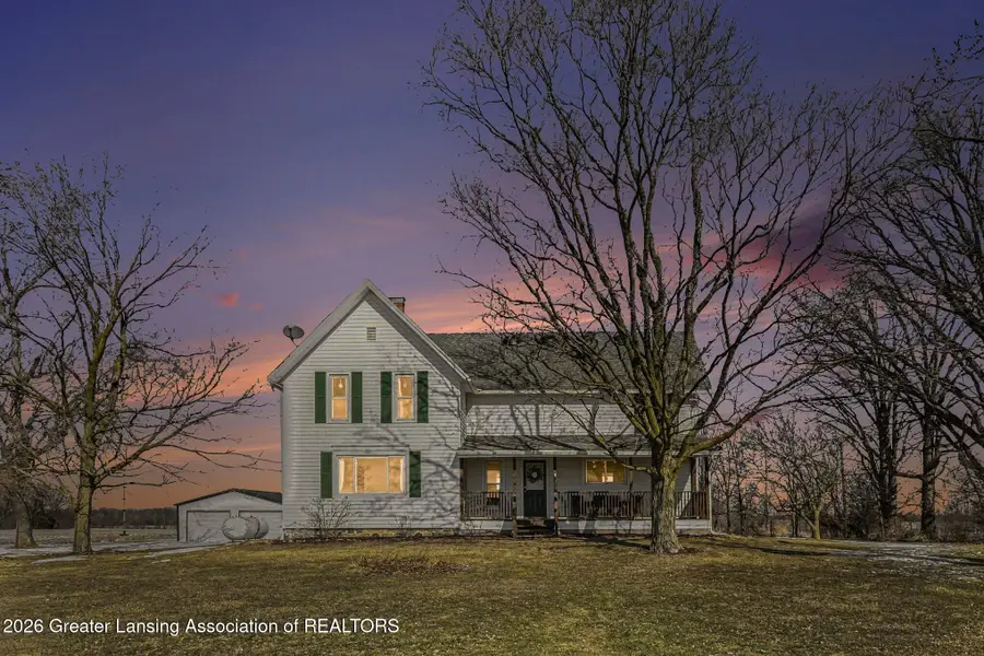 6260 W Chadwick Road, Dewitt, MI 48820 - #2