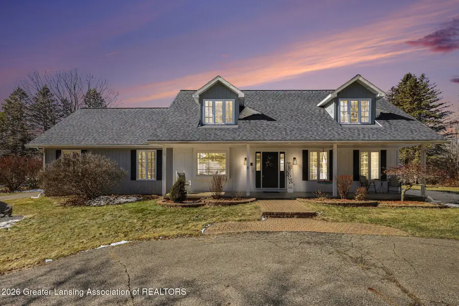 10033 Woodland Acres Drive, Grand Ledge, MI 48837 - #2