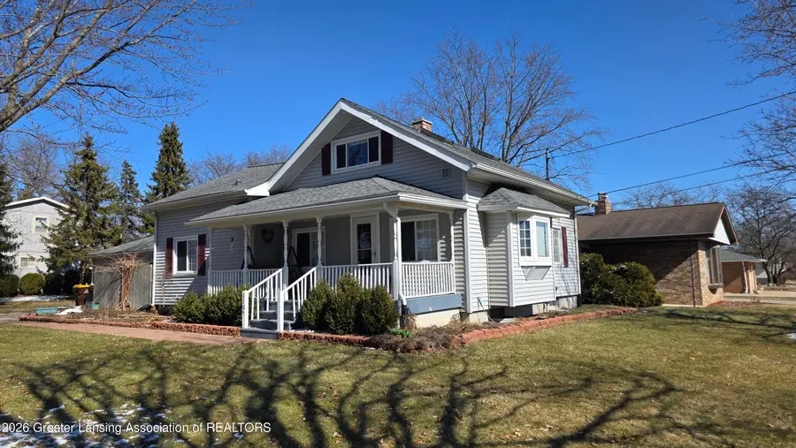 1105 S Swegles Street, Saint Johns, MI 48879 - #2