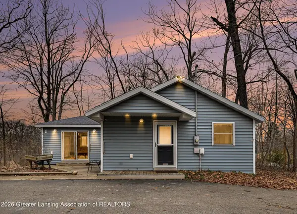 611 W Dexter Trail, Mason, MI 48854