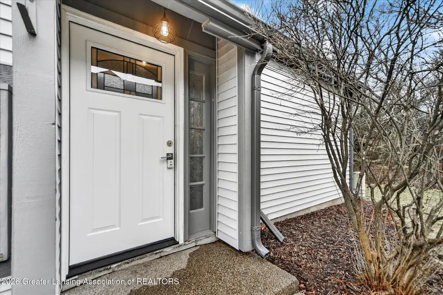 1800 Nemoke Trail, Haslett, MI 48840 - #2