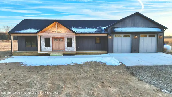 5895 W Plains Road, Eaton Rapids, MI 48827