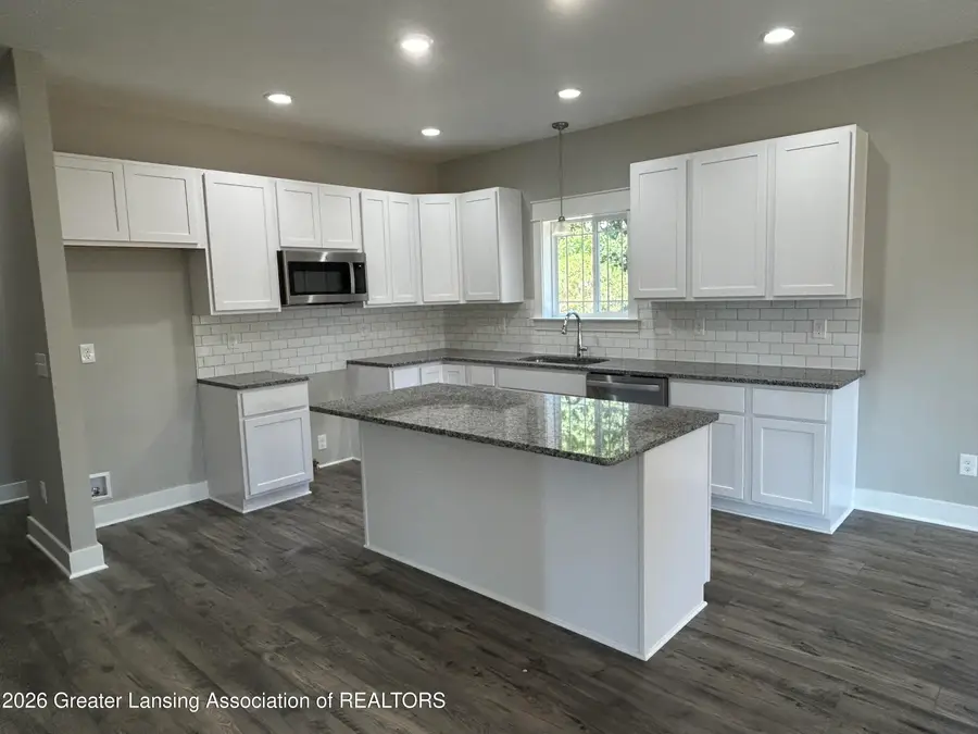 74 Foxwood Drive, Saginaw, MI 48638 - #3