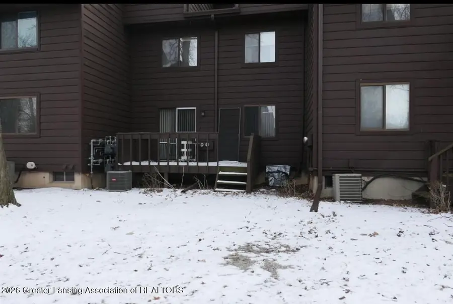 205 E Jolly Road #6, Lansing, MI 48910 - #3