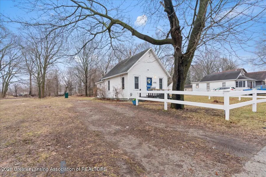 1701 Lyons Avenue, Lansing, MI 48910 - #3