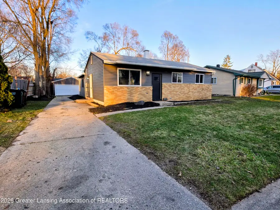 3721 Kendalwood Drive, Lansing, MI 48911 - #2