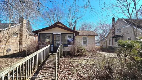 1111 Regent Street, Lansing, MI 48912