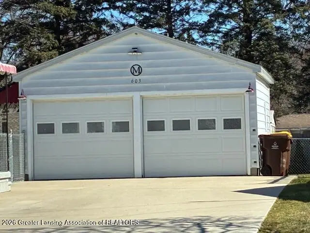 603 S Kibbee Street, Saint Johns, MI 48879 - #2