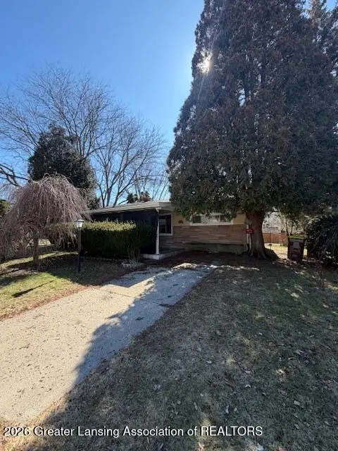 1102 Willow Street, Tecumseh, MI 49286