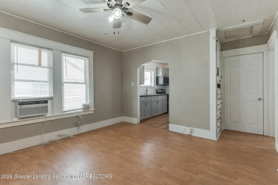 1704 Massachusetts Avenue, Lansing, MI 48906 - #3