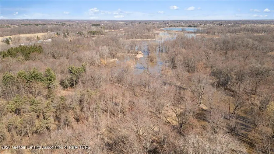 9383 E Round Lake Road, Laingsburg, MI 48848 - #3