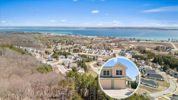 10765 Pine Bluff Drive #7-c, Traverse City, MI 49684