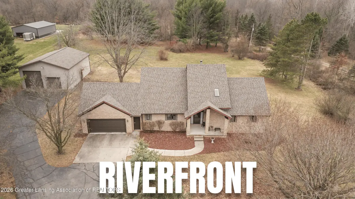 1840 E Round Lake Road, Dewitt, MI 48820 - #1