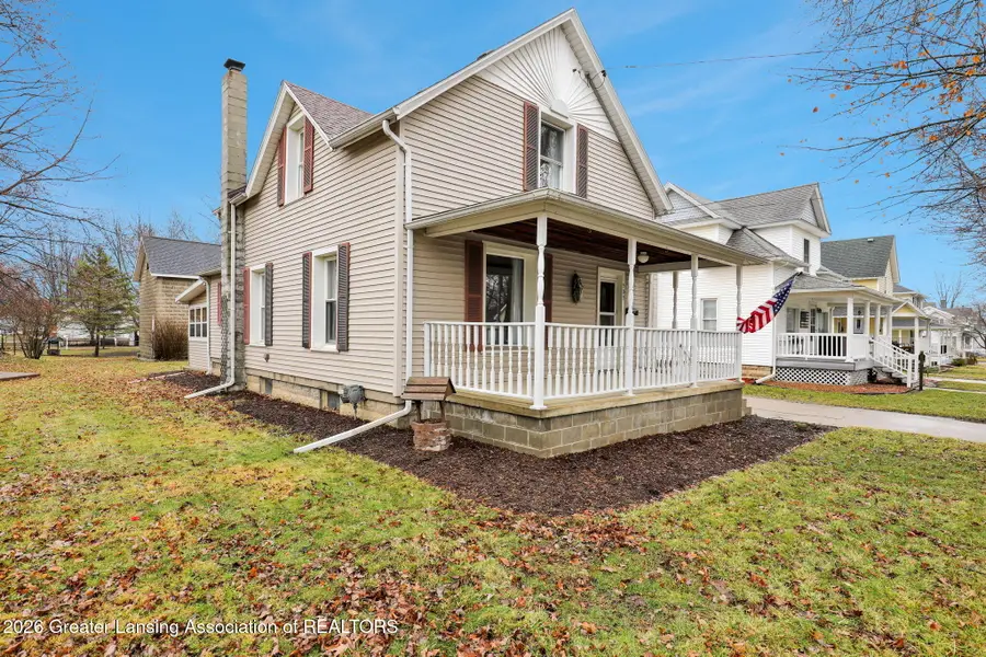 505 S Clinton Avenue, Saint Johns, MI 48879 - #2