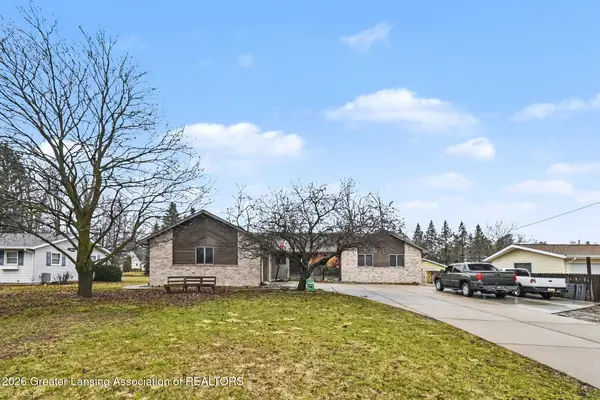 7383 E Saint Joe Highway, Grand Ledge, MI 48837