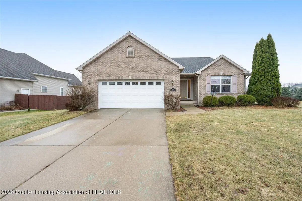 981 Saint Johns Chase, Grand Ledge, MI 48837 - #1