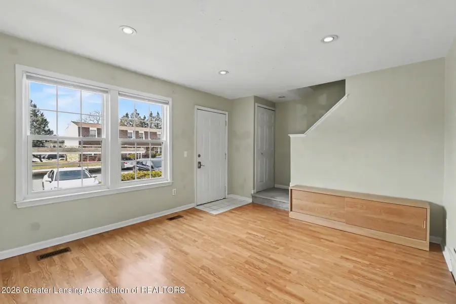 6331 Beechfield Drive #42, Lansing, MI 48911 - #3