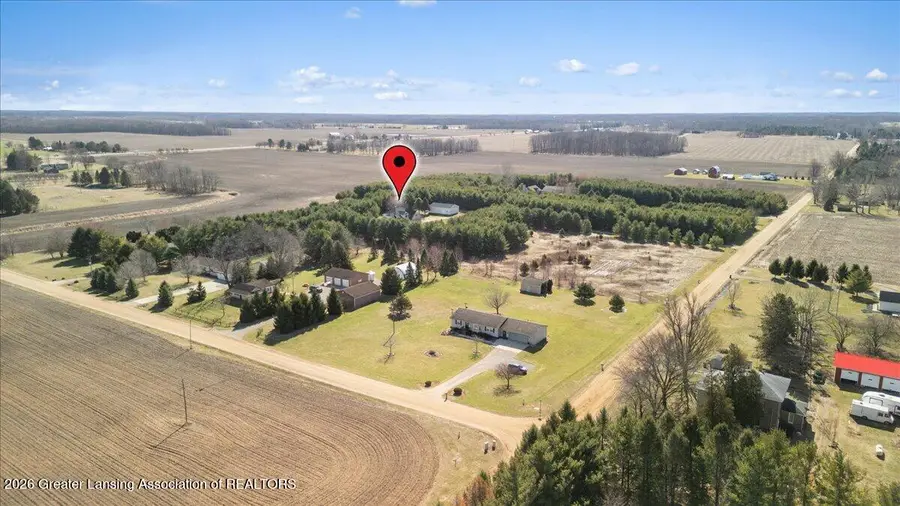 5111 S County Farm Road, Saint Johns, MI 48879 - #3