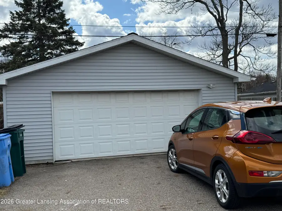 1703 Holly Way, Lansing, MI 48910 - #3