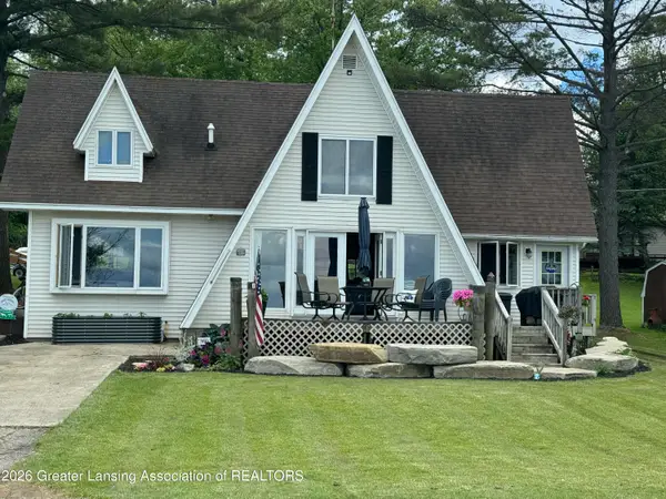 19521 W Chippewa Drive, Rodney, MI 49342