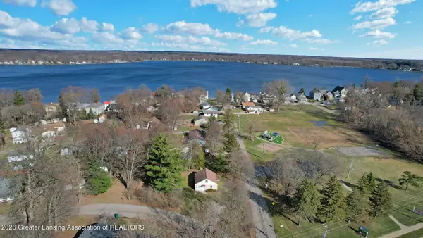 1692 Bliss Street, Haslett, MI 48840