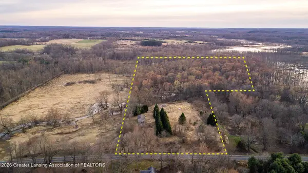 9584 Tasker Road, Bellevue, MI 49021