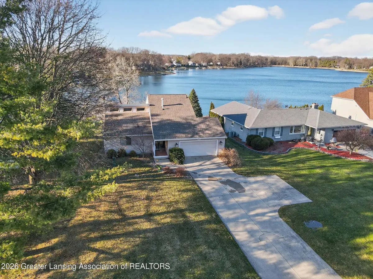 1226 S Geneva Drive, Dewitt, MI 48820 - #1