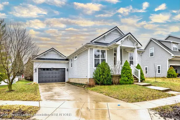 3674 E Whimbrel Way, East Lansing, MI 48823