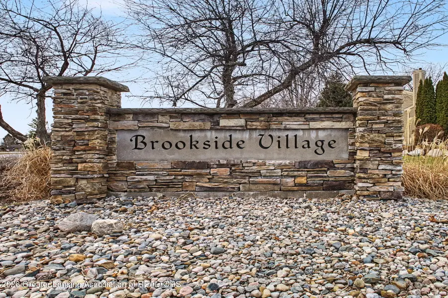 6527 Brook Trail #18, Lansing, MI 48917 - #2