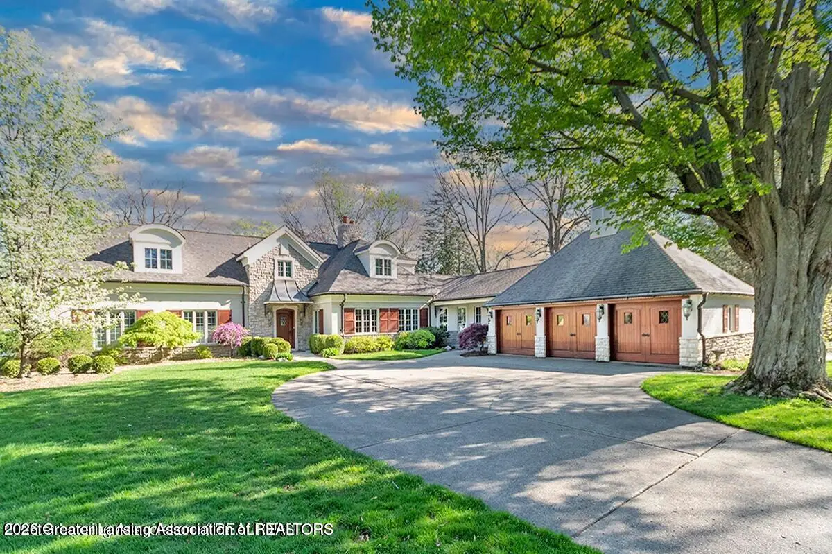 2 Locust Lane, Lansing, MI 48911 - #1