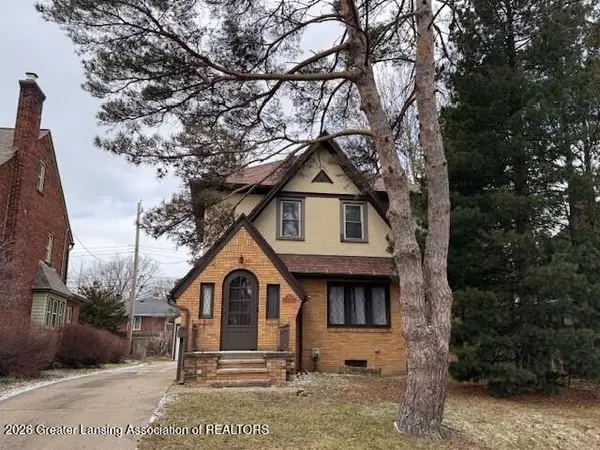 524 Everett Drive, Lansing, MI 48915