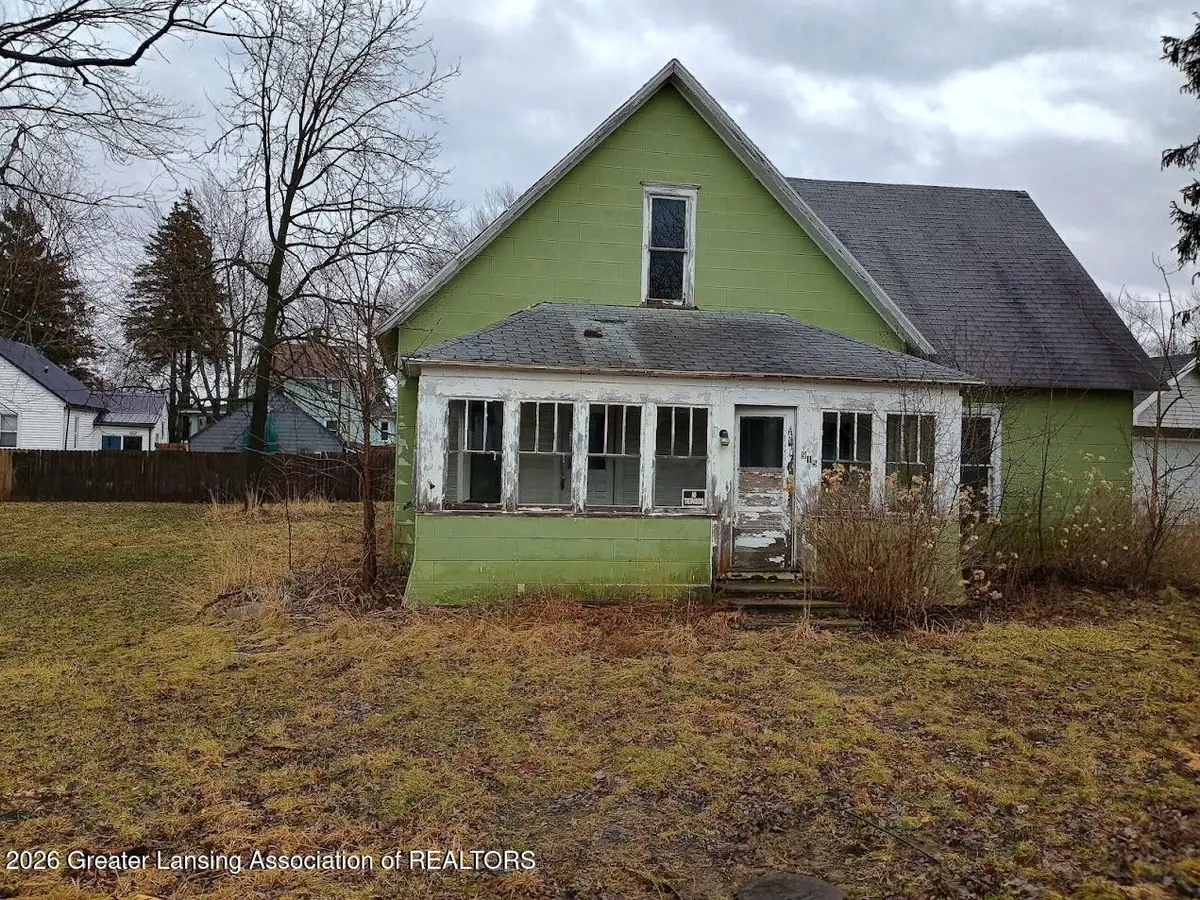 915 May Street, Owosso, MI 48867 - #1