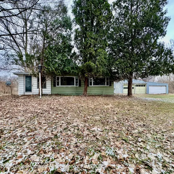 23707 15 Mile Road, Bellevue, MI 49021