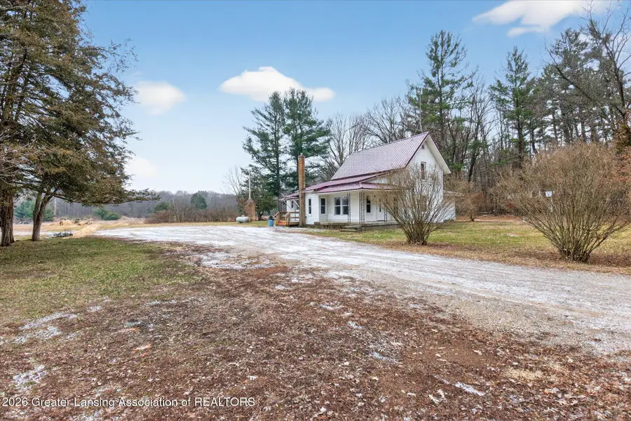 5941 S Mount Hope Road, Carson City, MI 48811 - #2