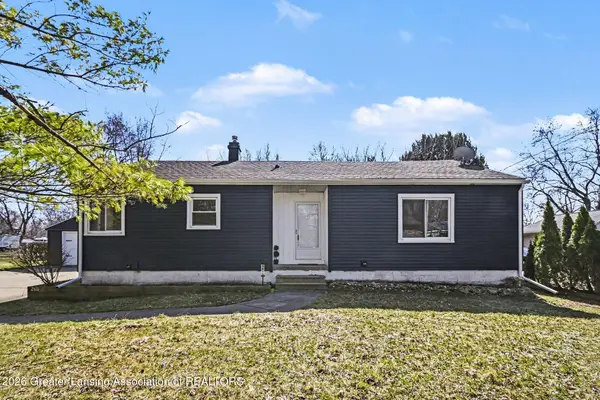 2411 Bliesener Street, Lansing, MI 48911