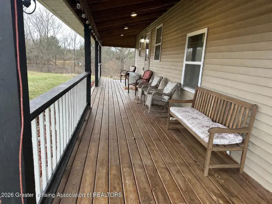 4215 N Smith Road, Dimondale, MI 48821 - #3